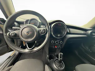 MINI Cooper F56
