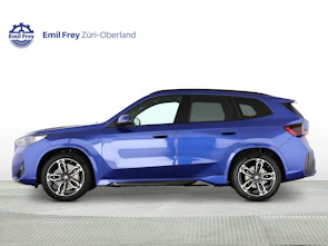 Fahrzeugbild BMW iX1 30 xDrive