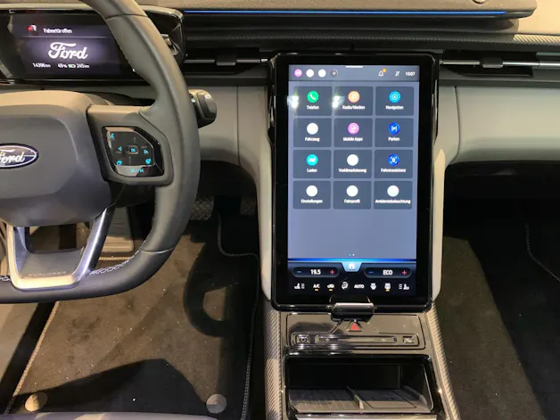 Ford Explorer Extended Range Premium
