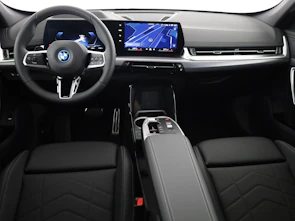 Fahrzeugbild BMW iX1 30 xDrive