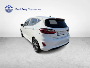 https://vehicle.imgix.net/4348933/0795a995-8ed2-41e7-8997-1ee79b45a44a.jpg