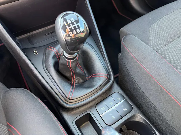 Ford Fiesta 1.0 EcoB Hybrid ST-Line X