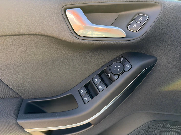 Fahrzeugbild FORD FIESTA