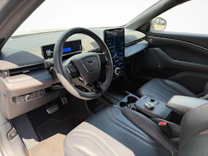 image du véhicule FORD Mustang Mach-E Standard AWD