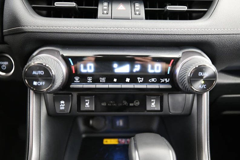 Fahrzeugbild TOYOTA RAV-4