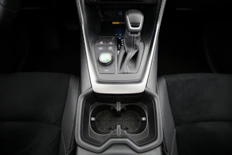 https://vehicle.imgix.net/4348966/dfc1d65d-c7e8-4918-9b1c-37c375ca5da5.jpg