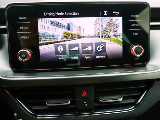 Škoda Kamiq 1.5 TSI DSG Monte Carlo