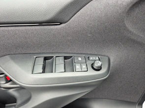 Fahrzeugbild TOYOTA Yaris 1.5 VVT-i HSD GR Sport - ab 2.99% Leasing