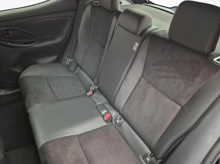 Fahrzeugbild TOYOTA YARIS