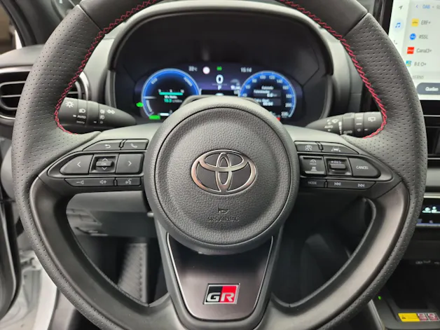 Toyota Yaris 1.5 VVT-i HSD GR Sport - ab 2.99% Leasing