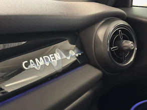 https://vehicle.imgix.net/4348986/2724431f-fa42-4888-ab00-58b52f97c1ce.jpg