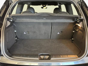 https://vehicle.imgix.net/4348986/c6e023a8-b90d-467c-b646-a9b3b5307e47.jpg