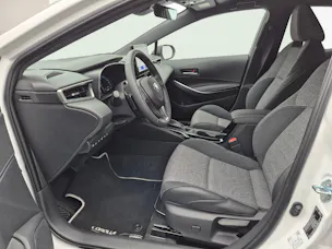 Toyota Corolla 2.0 HSD Swiss Edition - ab 1.99% Leasingzins