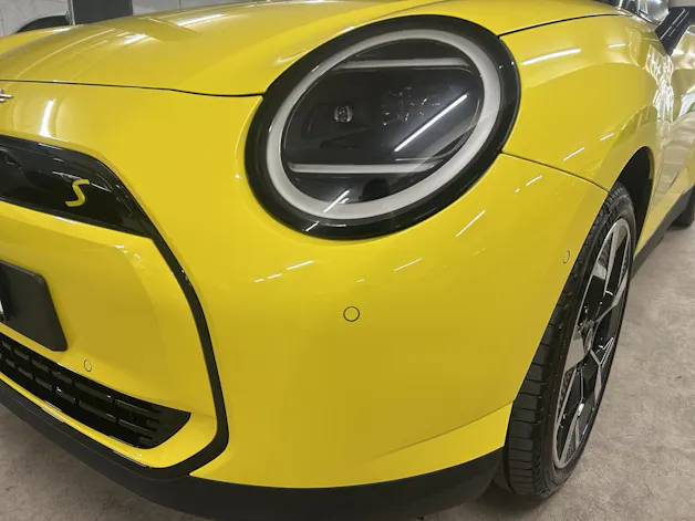 Mini Cooper SE J01
