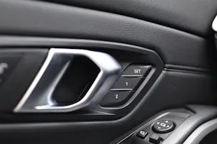BMW 320d xDrive Touring * Elektrische Sitzverstellung mit Memory * Panorama * AHK * Head-Up Display *