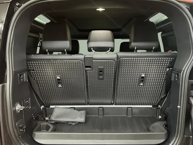 Land Rover Defender 90 3.0 D I6 250 X-Dynamic SE