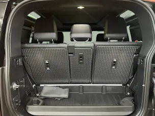 Land Rover Defender 90 3.0 D I6 250 X-Dynamic SE