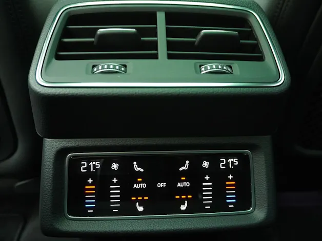 Audi e-tron 55 S Line quattro