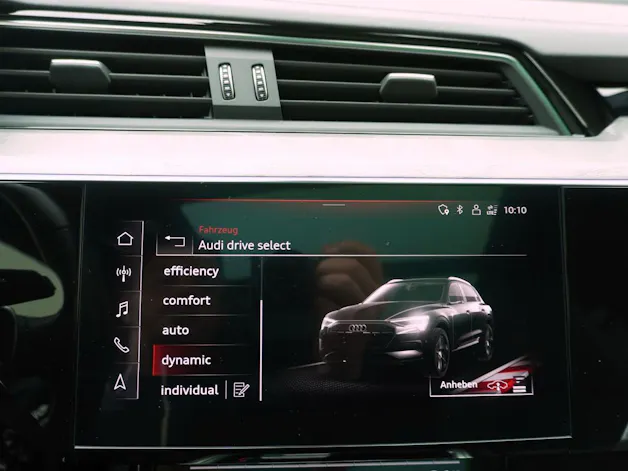 Audi e-tron 55 S Line quattro