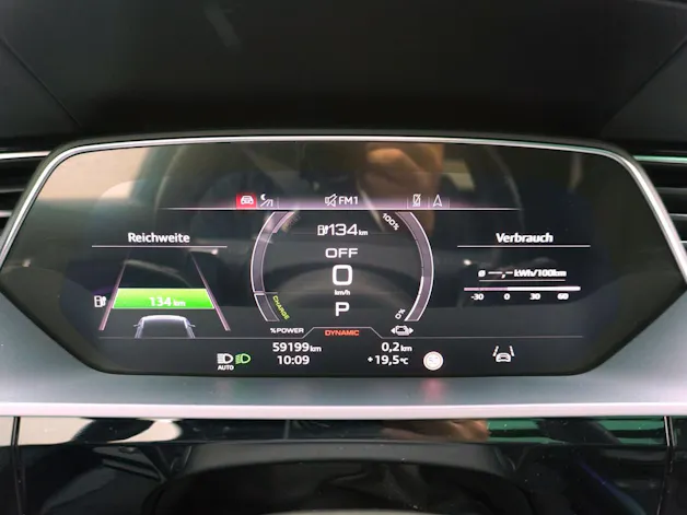 Audi e-tron 55 S Line quattro