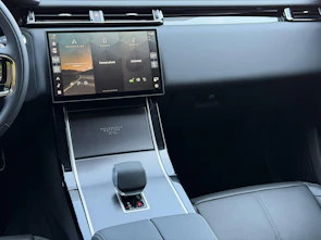 Fahrzeugbild LAND ROVER Range Rover Velar 3.0 I6 Belgravia Edition Satin