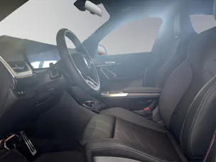 BMW X1 30e xDrive paddles