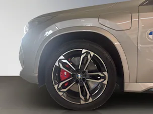 BMW X1 30e xDrive paddles