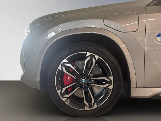 BMW X1 30e xDrive paddles