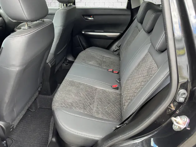 Suzuki Vitara 1.4 T Compact Top Hybrid 4x4