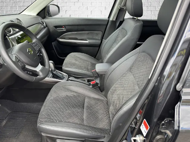Suzuki Vitara 1.4 T Compact Top Hybrid 4x4