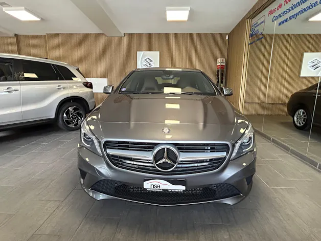 Mercedes-Benz CLA 200