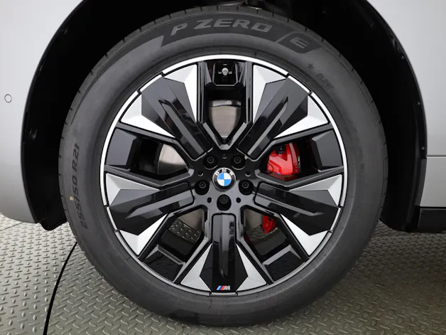 BMW iX xDrive60