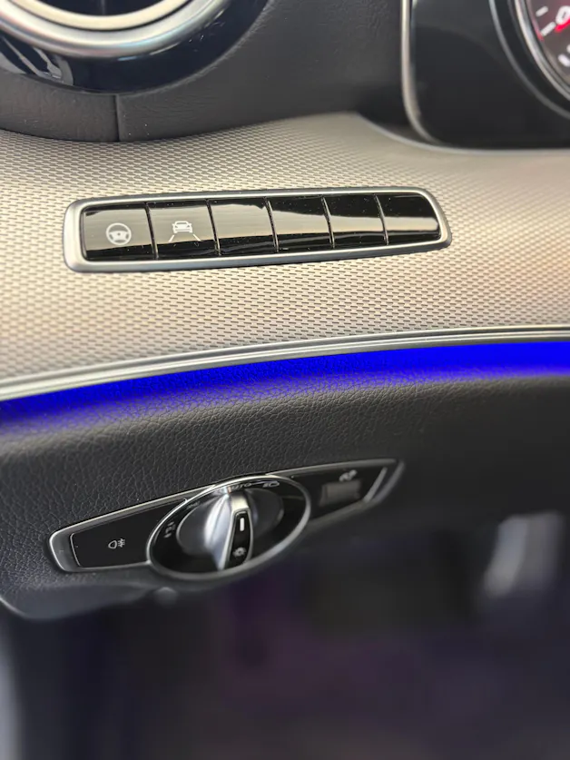 Mercedes-Benz E 220 d AMG Line 4matic