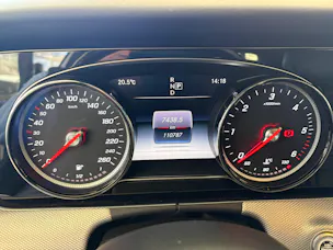 Mercedes-Benz E 220 d AMG Line 4matic