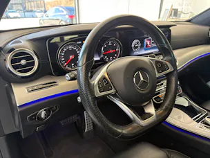 Mercedes-Benz E 220 d AMG Line 4matic