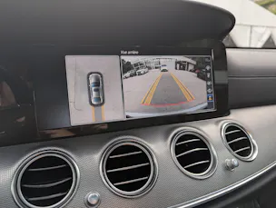 Mercedes-Benz E 220 d AMG Line 4matic