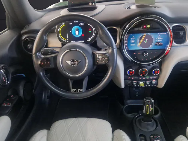 Mini F56 Cooper SE