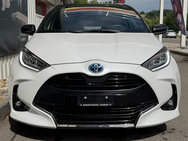 Toyota Yaris 1.5 VVT-i HSD Style