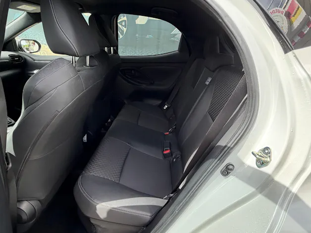 Toyota Yaris 1.5 VVT-i HSD Style