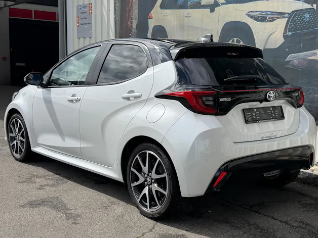 Toyota Yaris 1.5 VVT-i HSD Style