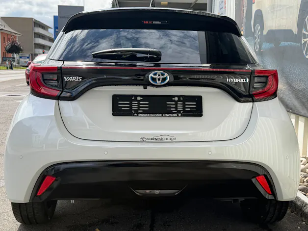 Toyota Yaris 1.5 VVT-i HSD Style