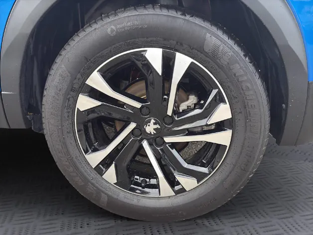 Peugeot 2008 e-Allure Pack