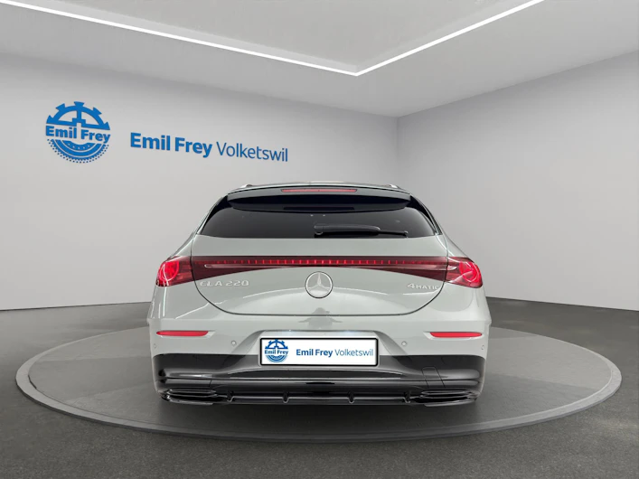 image du véhicule MERCEDES-BENZ CLA 220