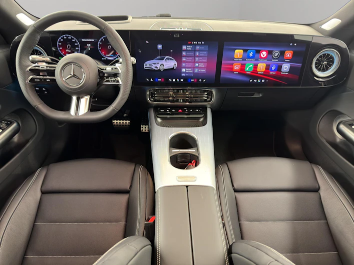 image du véhicule MERCEDES-BENZ CLA 220