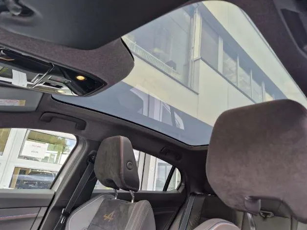 Renault Rafale 1.2 E-Tech Plug-in Atelier Alpine