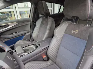 RENAULT Rafale 1.2 E-Tech Plug-in Atelier Alpine