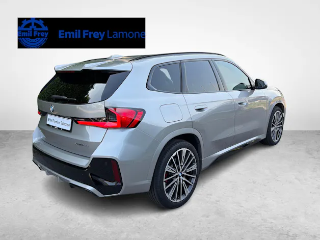 BMW X1 20d xDrive paddles