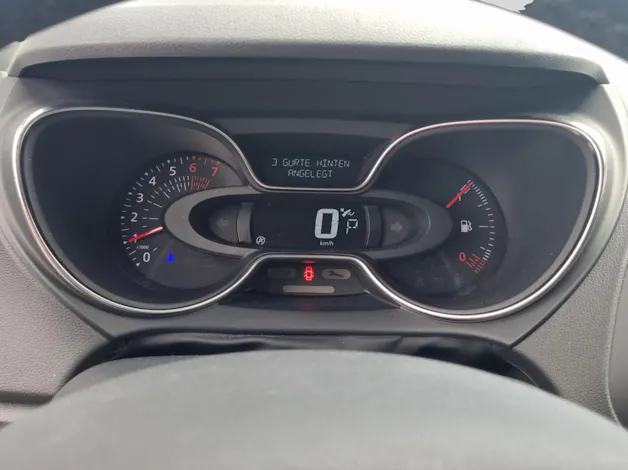Renault Captur 1.2 TCe 90th Anniv. EDC S/S (Anniversary)