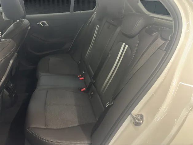 BMW 118i MODELL ADVANTAGE
