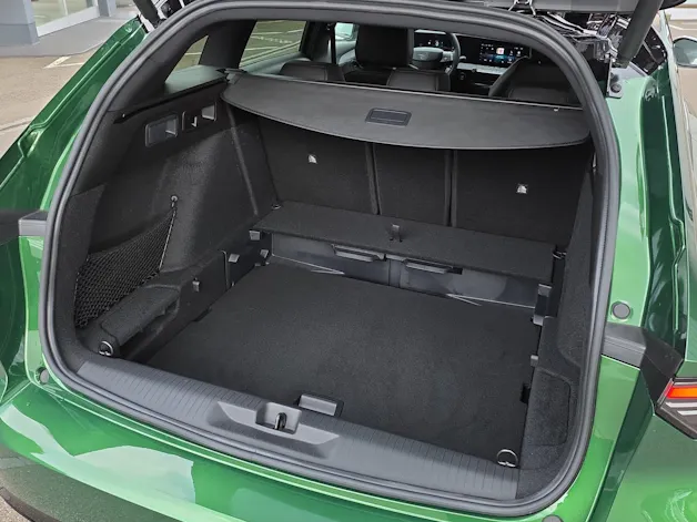 Opel Astra Sports Tourer 1.2 T Hybrid Ultimate